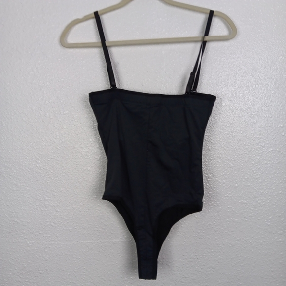 JLuxLabel Bodysuit Black Size Medium Padding Removable Straps Thong NWT - Picture 9 of 16